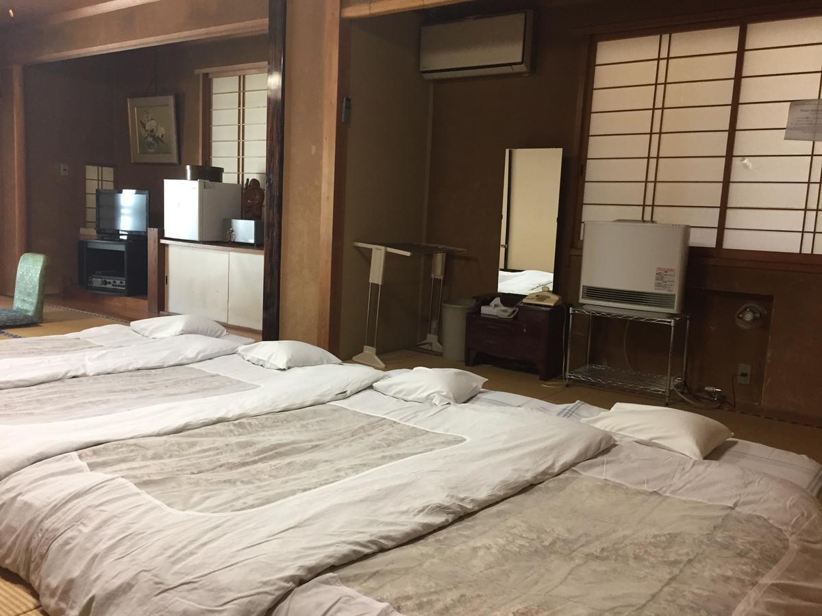 Daymaruya Ryokan Yamanouchi  Exterior photo